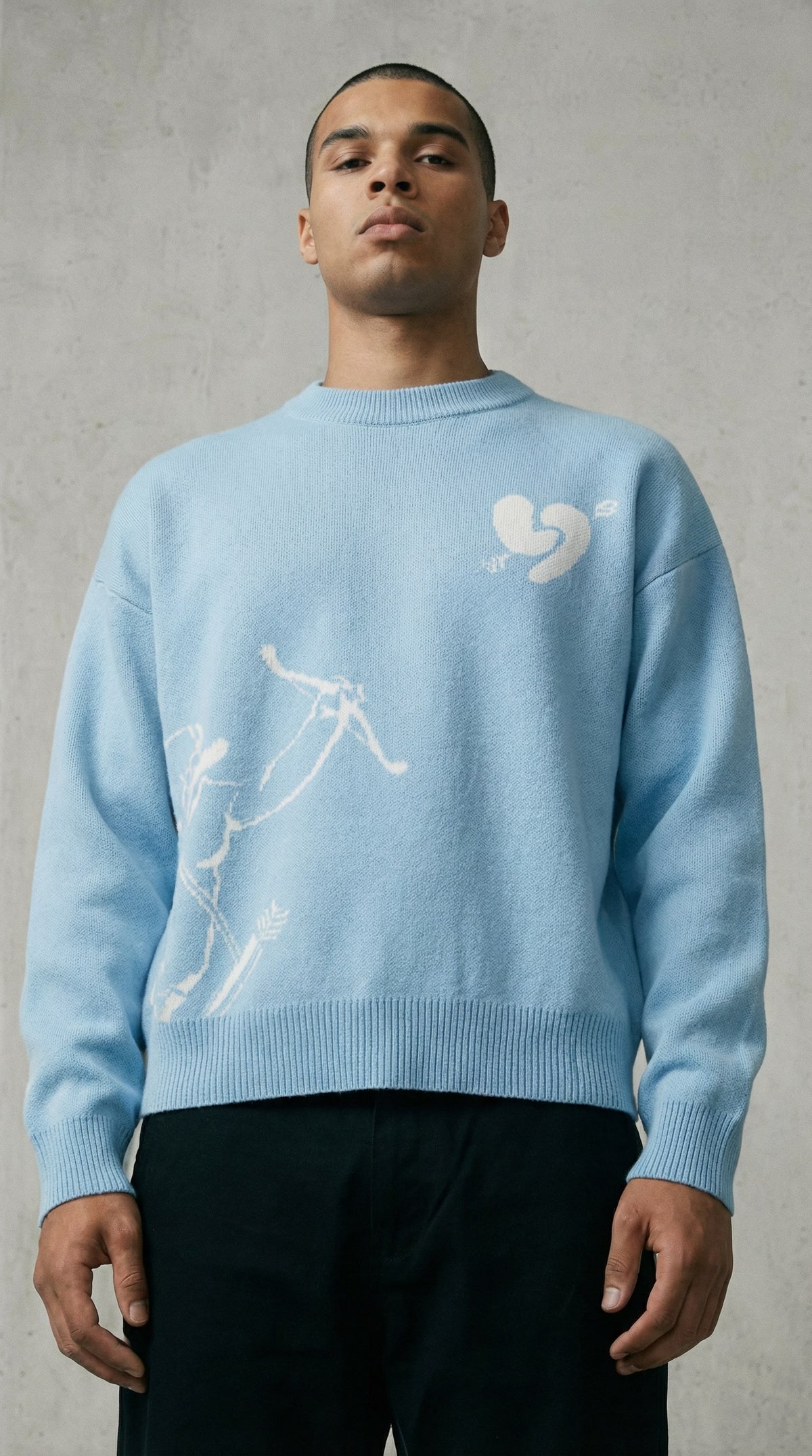 Pull Crown Bleu — Crownless
